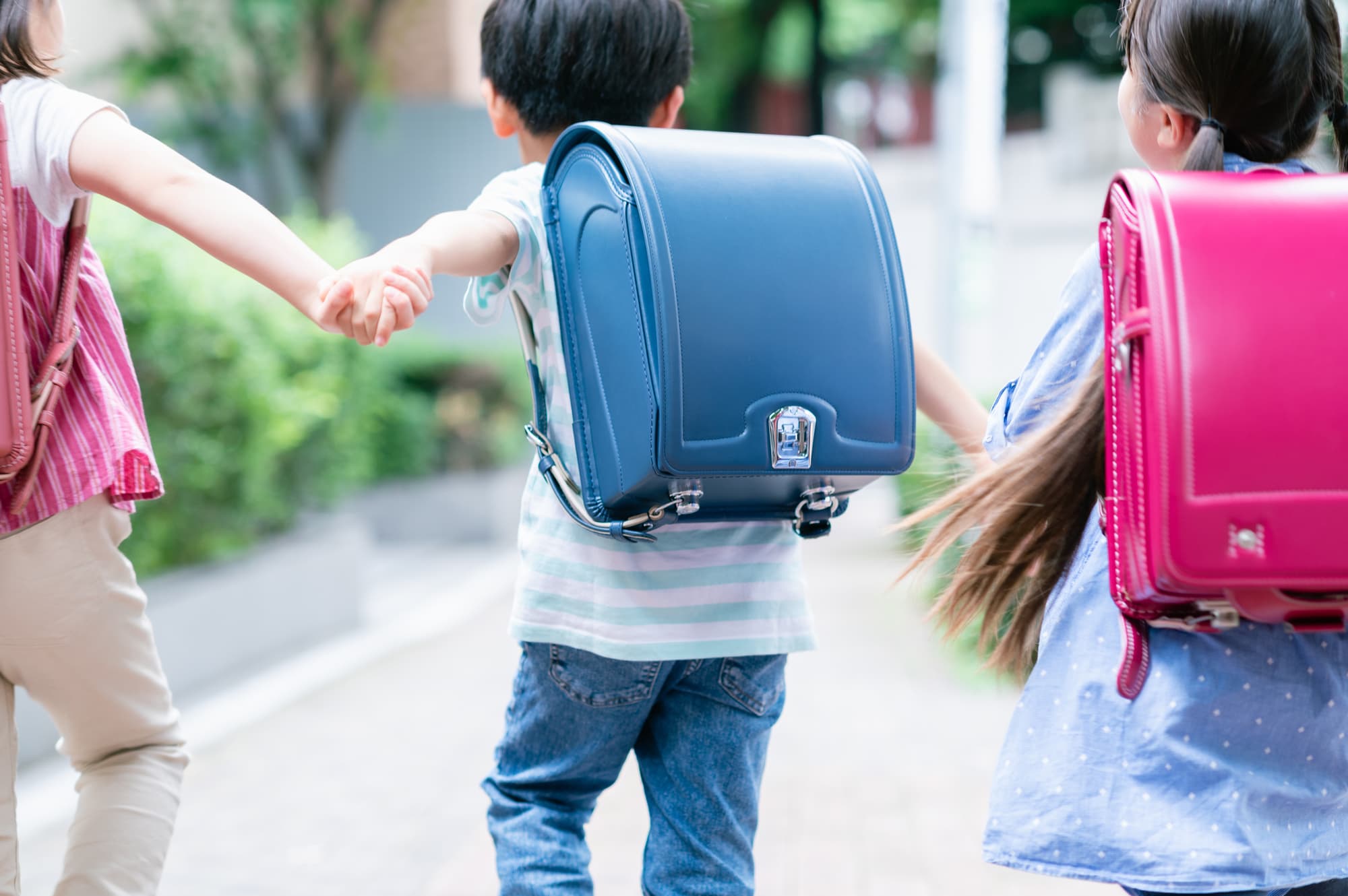 プレオルソの適用年齢である小学生